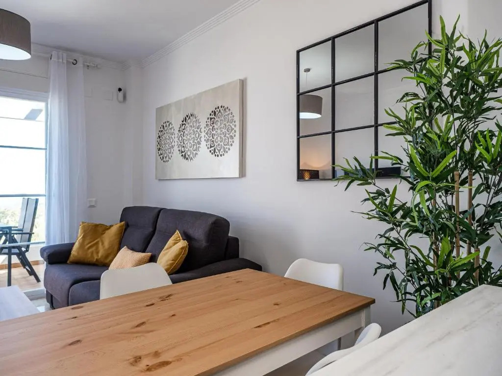 Small Oasis 2366 Sea View
