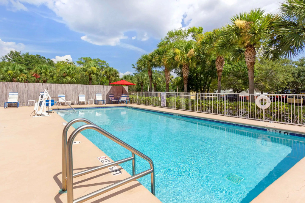 Comfort Inn St Petersburg North