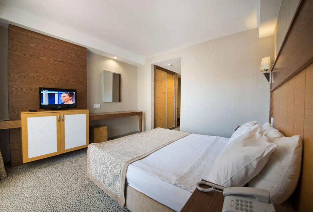 M.C Beach Park Resort Hotel - All Inclusive