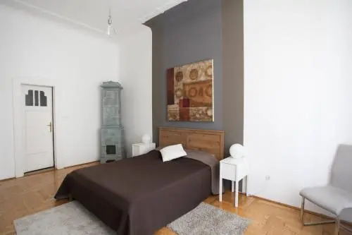 Royal Center Apartment
