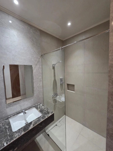 Comforta Suites Hotel