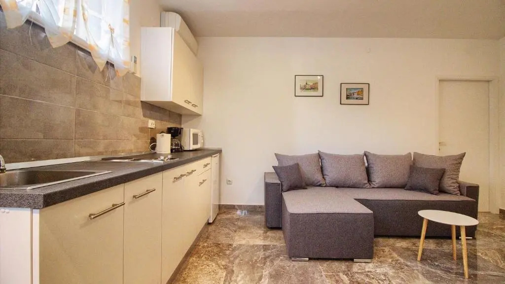 Apartment Villa Mare2 with pool, sea view and hydromassage