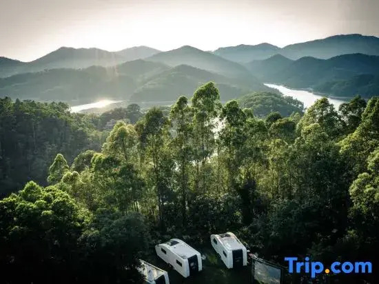Zhonglv Anaya Jiulong Lake · A.CAMP RV Campground