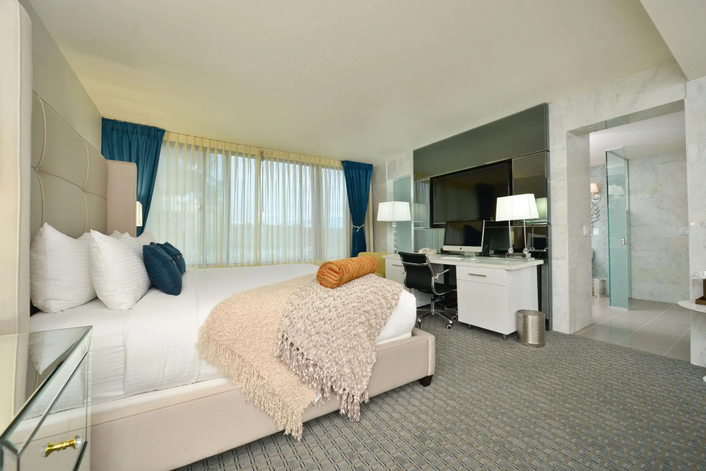 voco Laguna Hills by IHG