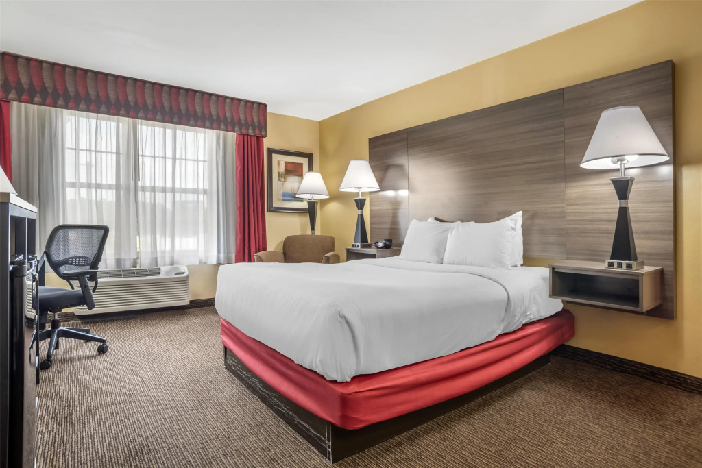 Best Western Plus Bessemer