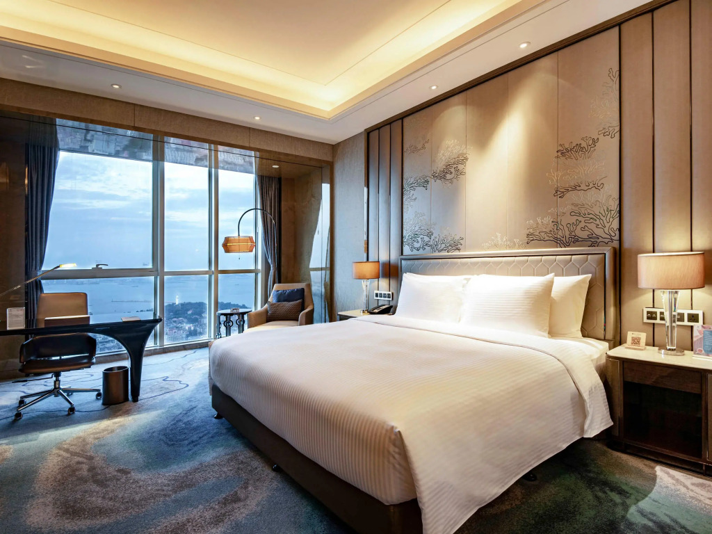 Pullman Yantai Center
