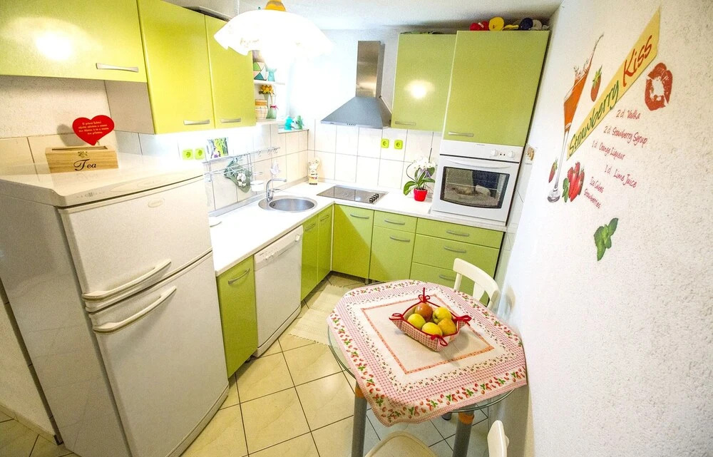 Apartment With one Bedroom in Split, With Enclosed Garden and Wifi - 500 m From the Beach