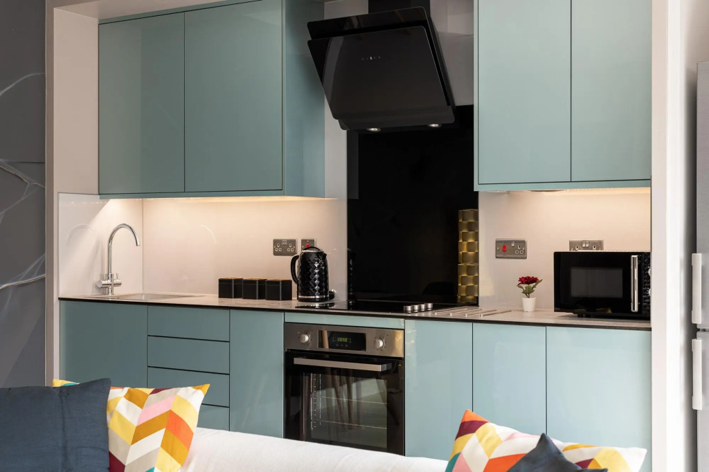 Amazing 1-Bed Apartment