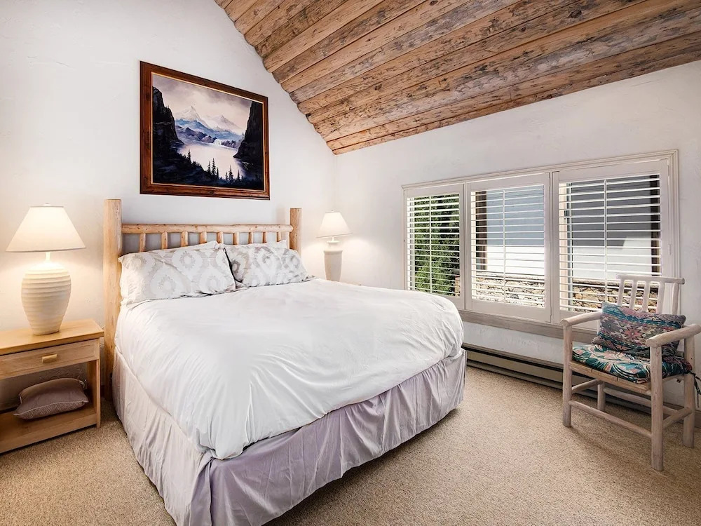 Sebastian Vail 3 Bedroom Residence In The Heart Of Vail Village Close To Slopes