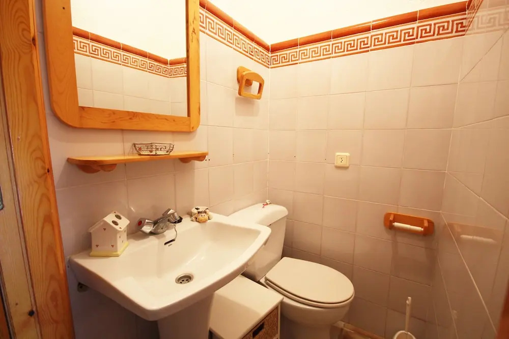 Private & Luxurious Villa With Pool - Lots of Space & Short Walk to the Sea