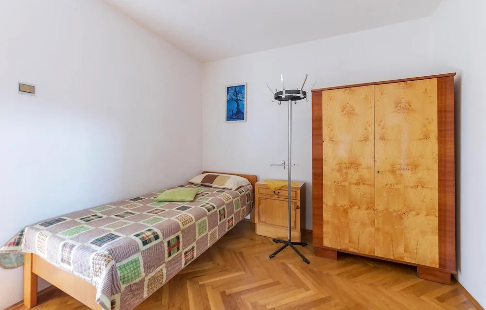 Awesome apartment in Rovinj w/ 3 Bedrooms