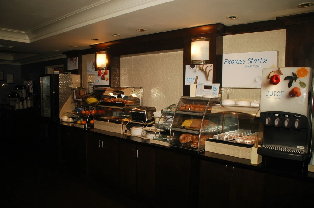 Holiday Inn Express Birmingham Irondale East by IHG