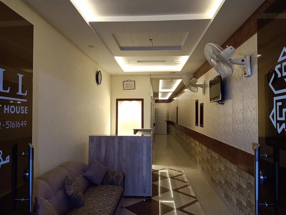The Mall Luxury Guest House