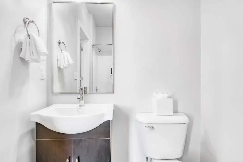 CozySuites Music Row Charming 1BR free parking 49