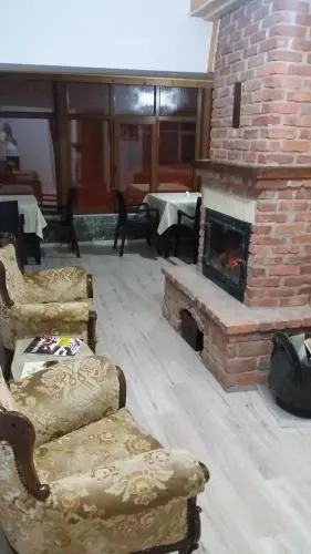 Adali Hostel Pansi̇yon