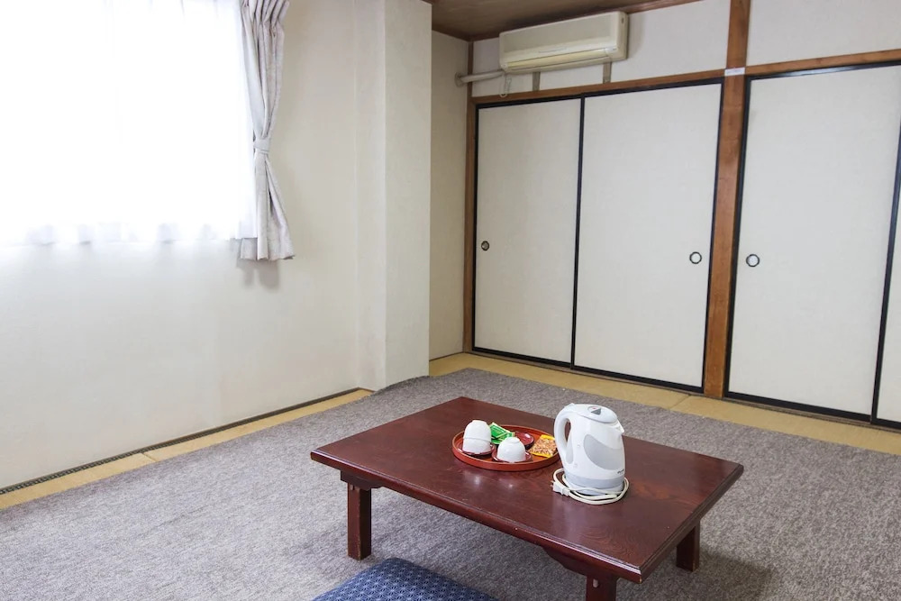 Business Hotel Takizawa Takasaki Station Nishiguchi