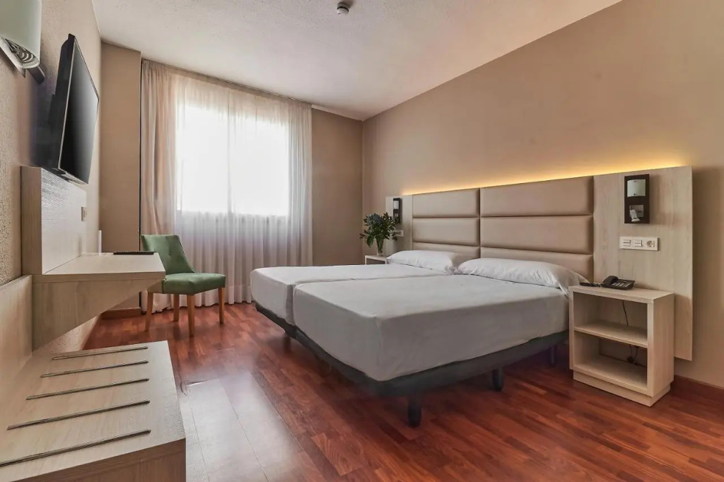 B&B HOTEL Zaragoza Royal