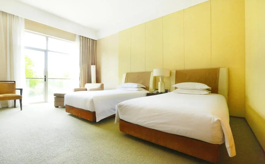 Starway Hotel
