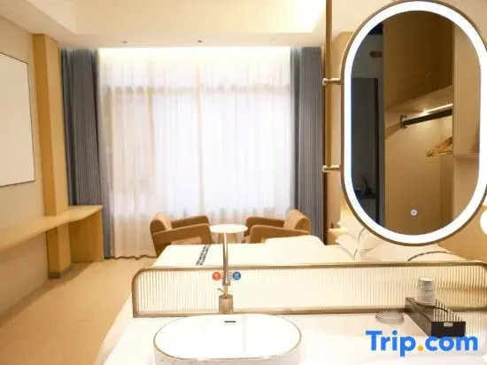 Nanshan Li · Mountain Wilderness Starry Sky Chill Vibes Luxury Vacation Stay