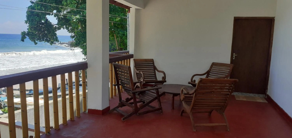 Kiralawella Beach Inn