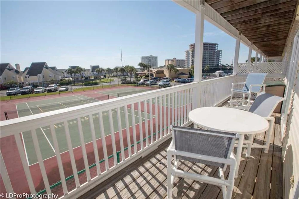 Sandpiper Cove by Panhandle Getaways
