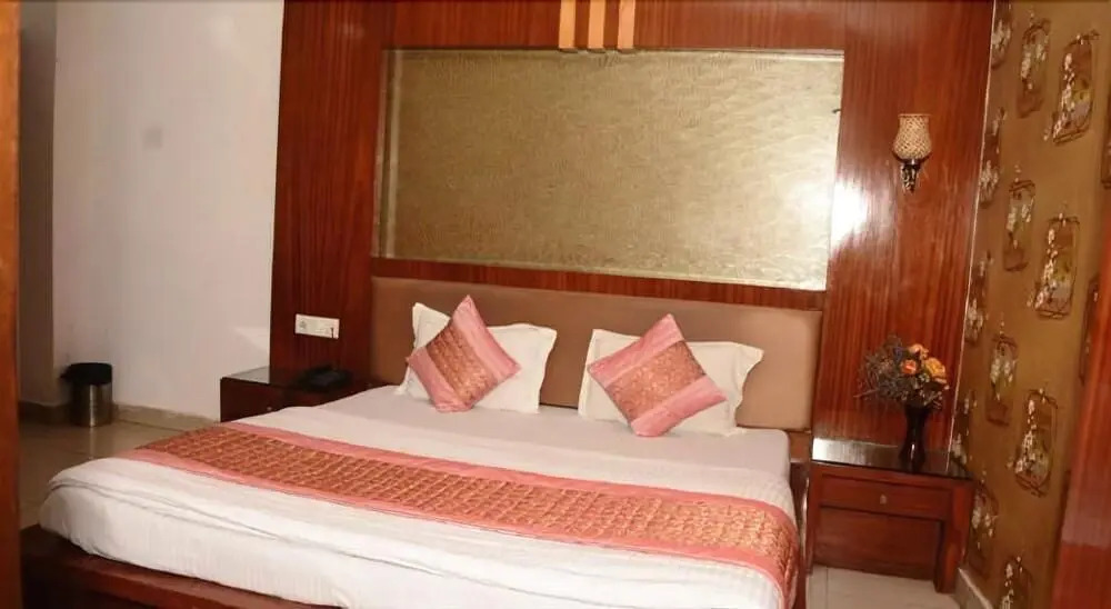 OYO 6408 Hotel Delhi Heart