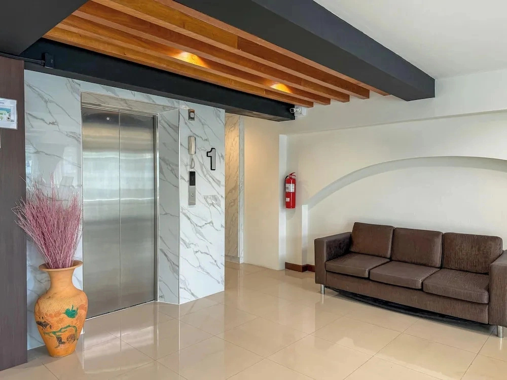 PL Residence Hotel Patamnak Soi 3