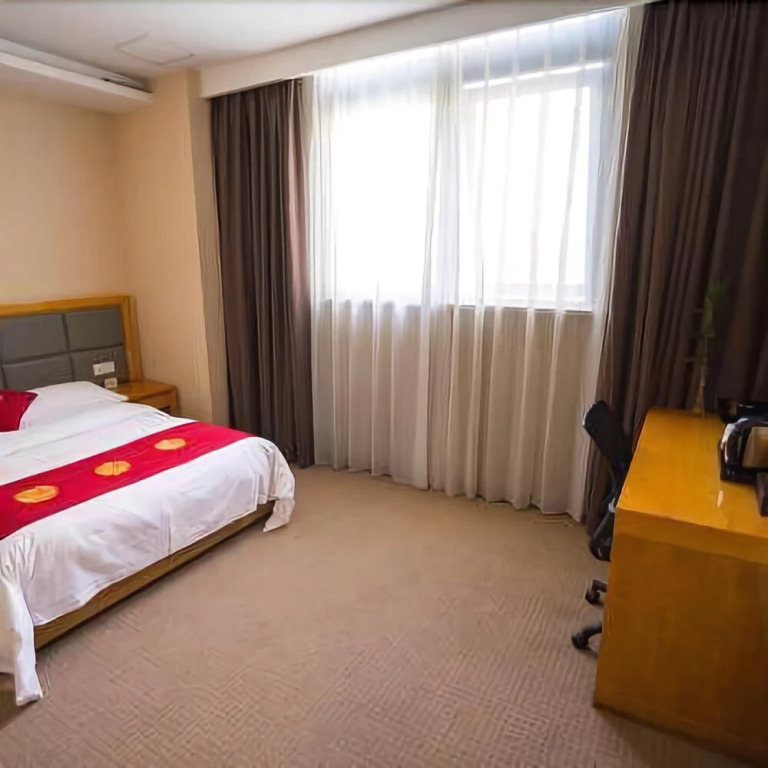 Huangcheng Holiday Hotel