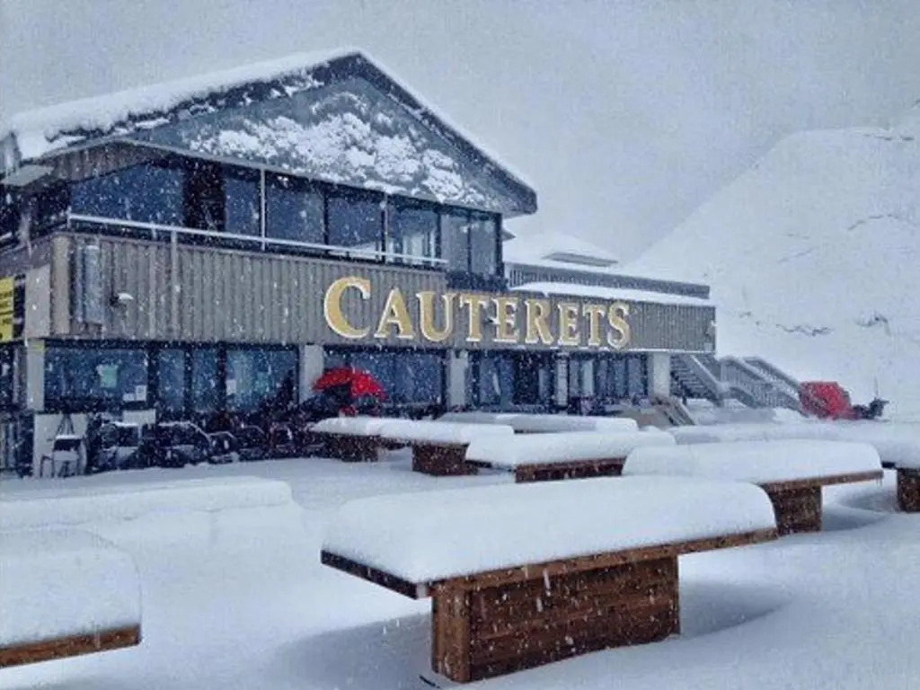 Appartement Cauterets, 2 pièces, 4 personnes - FR-1-234-128
