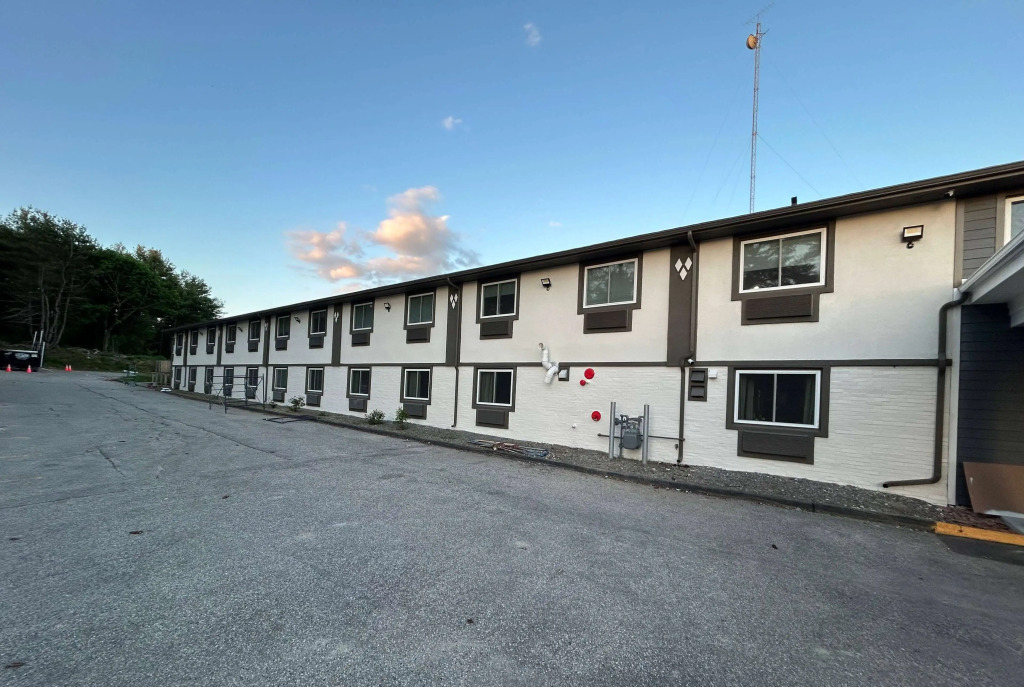 Super 8 by Wyndham Lewiston Auburn Area