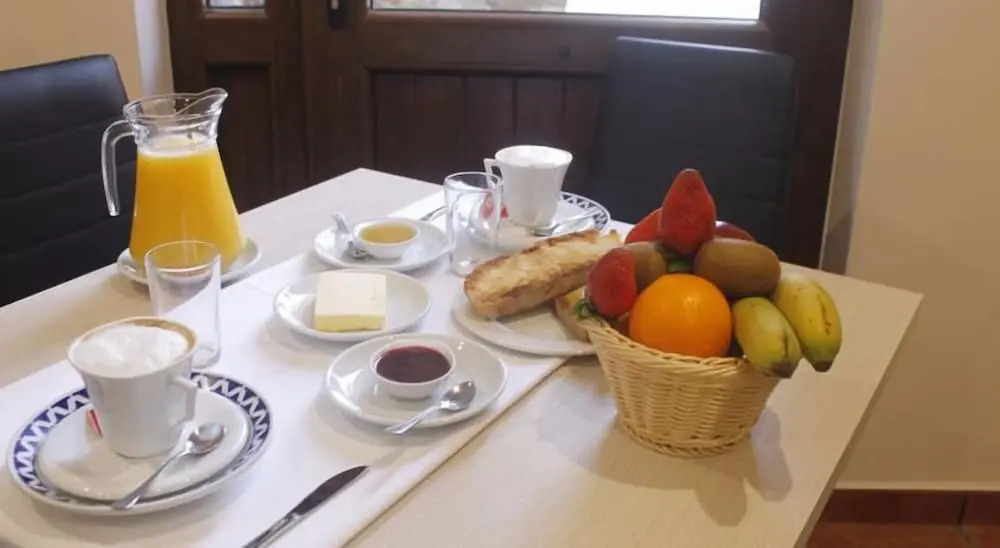 Hotel Molina Real