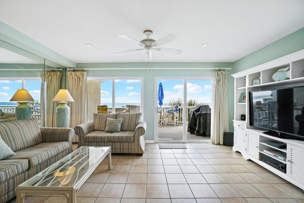 Sailfish Townhomes by Panhandle Getaways