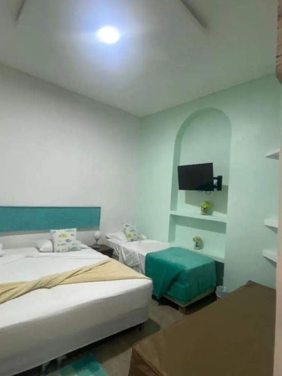 4cr-1m 4 Bedroom House In Getsemani With Air Conditioning And Wifi