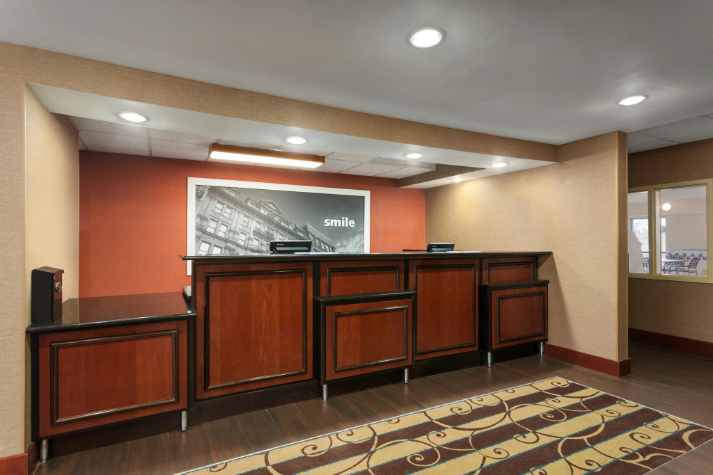 Hampton Inn Wichita-East