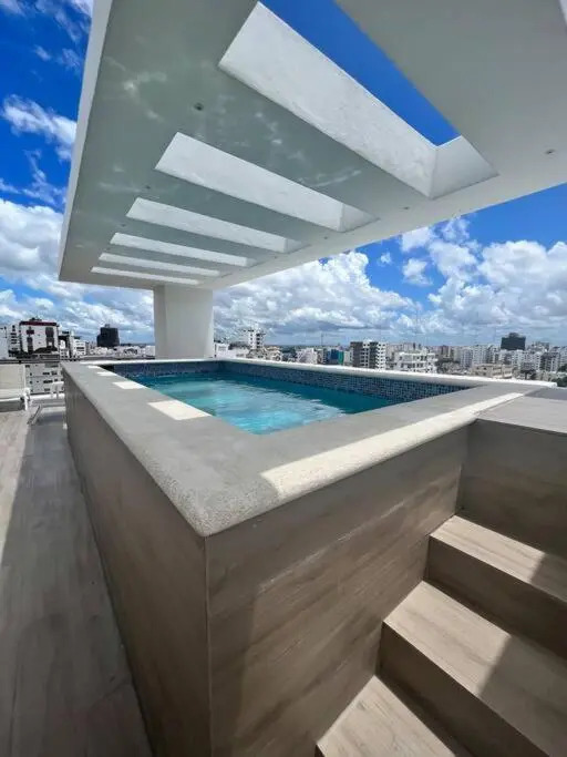 Hermoso apartamento de 1.5 habitaciones, excelente ubicación en SDQ
