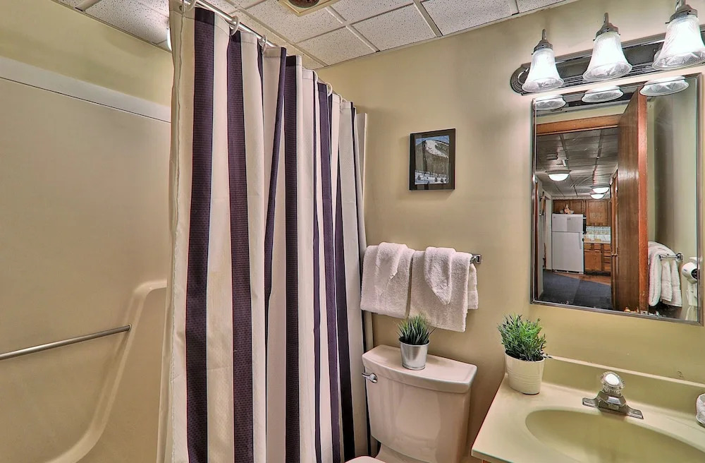 Mg 1a04 - Mountain Green 2br/1.5ba, Close To Mountain!