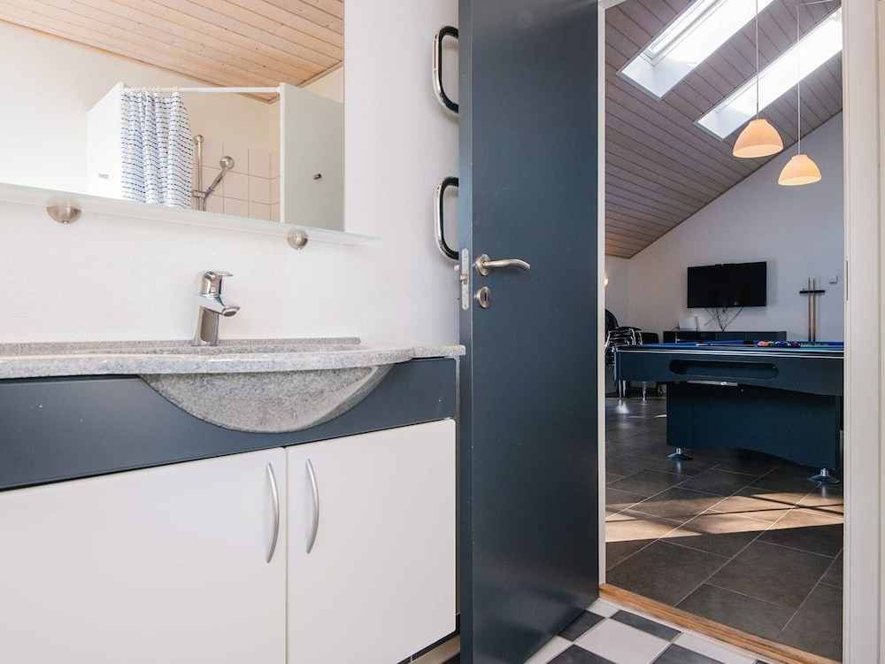 14 person holiday home in Blåvand