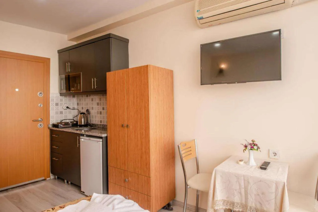 Camelot Apartment