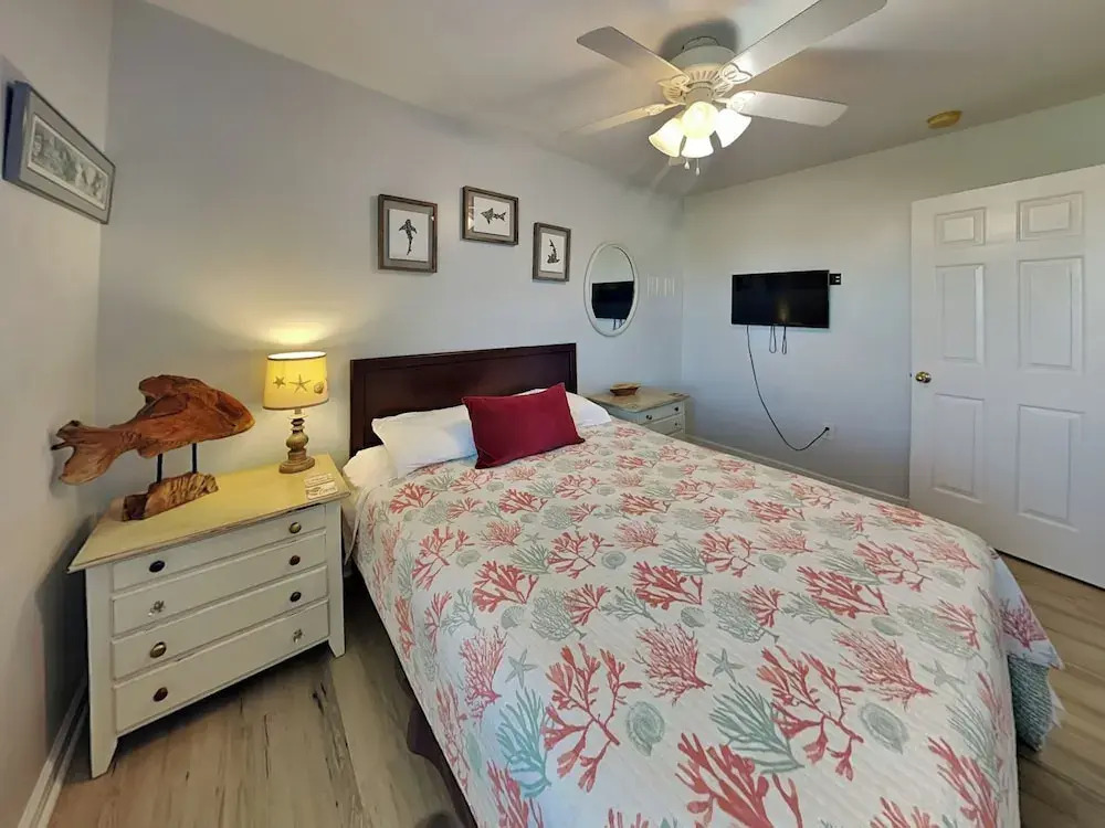 Lowe Tide by Topsail Realty