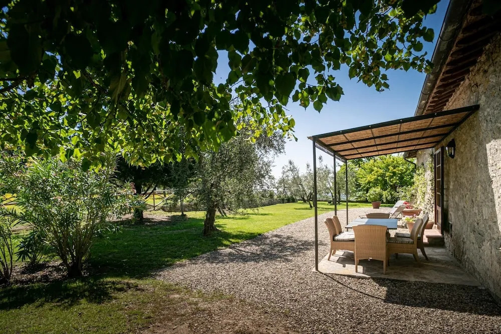 Oliveta a Retreat Surrounded by Olive Trees