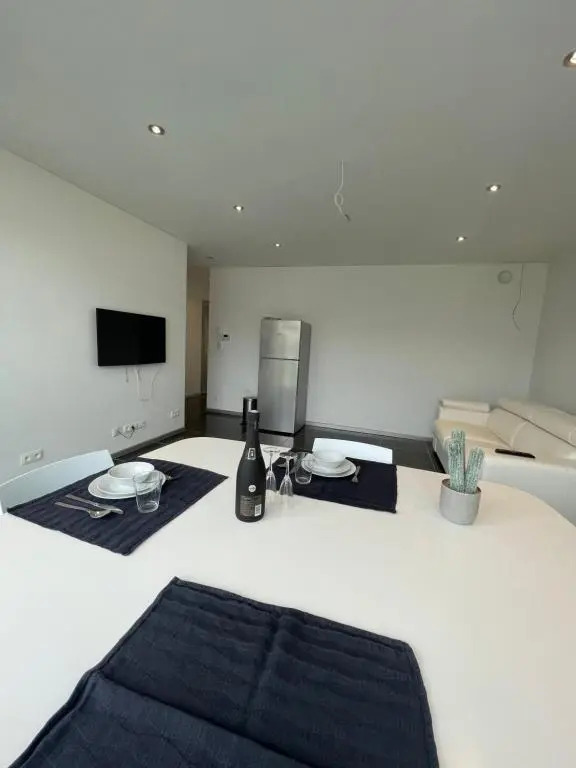 Nieuwbouw appartement op 450 meter van het strand.
