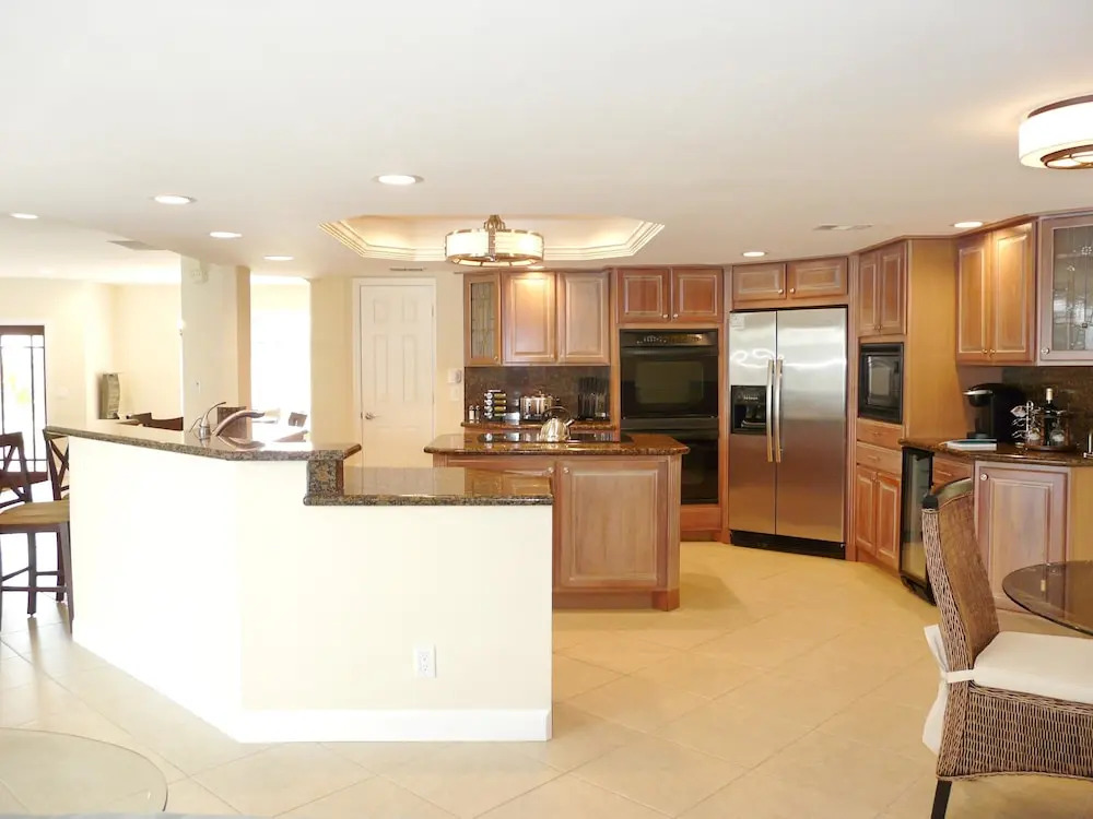 Delightful Home With Pool and Direct Boating Access