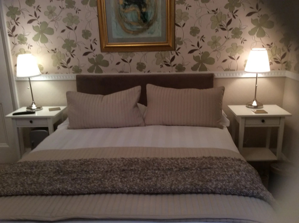 Hedley Villa Guest House