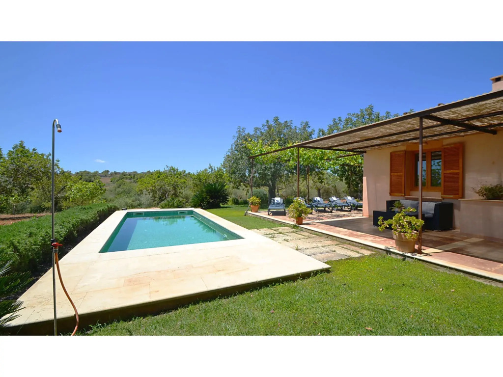 Majestic cottage in Llevant with swimming pool