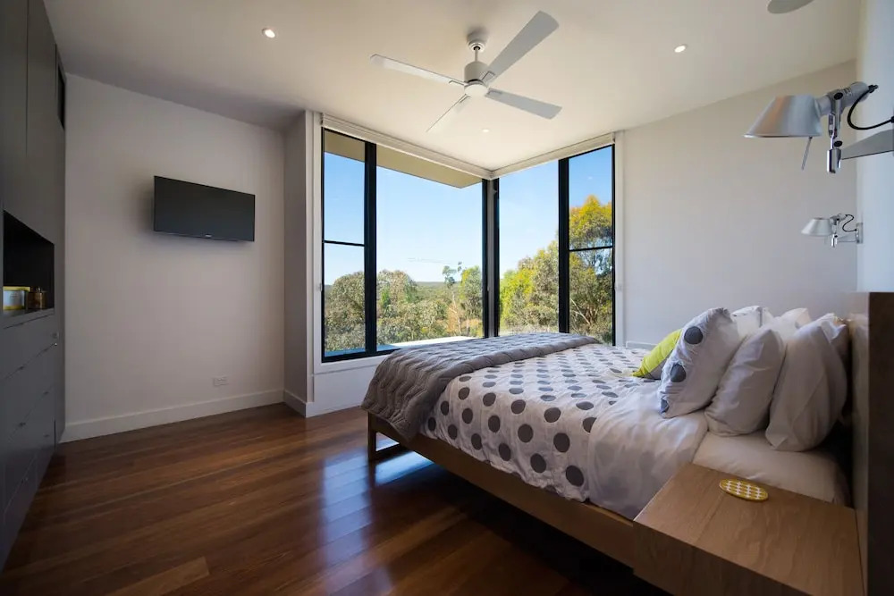 Aura House