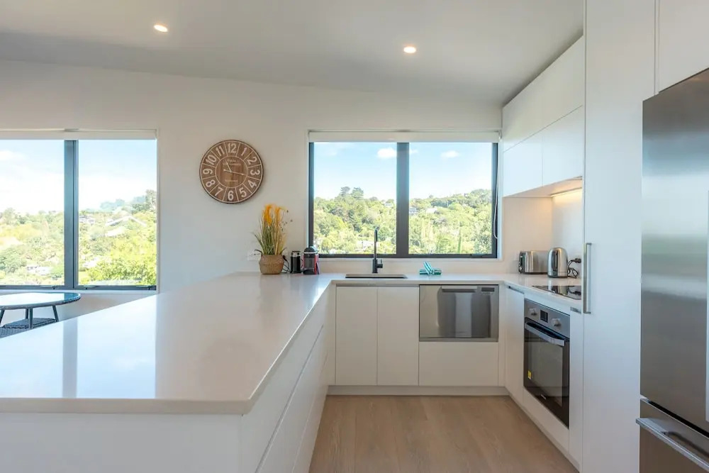 Luna Cottage - Ocean Views on Waiheke