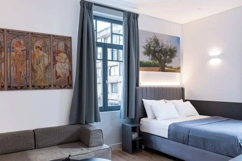 LOFUS Art-Suites