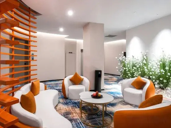 QingningHotel(ChuxiongKunbaiDaChuyuePlazaNormalUniversityBranch)