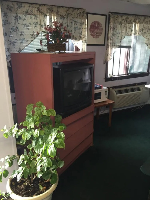 Red Carpet Inn Piqua