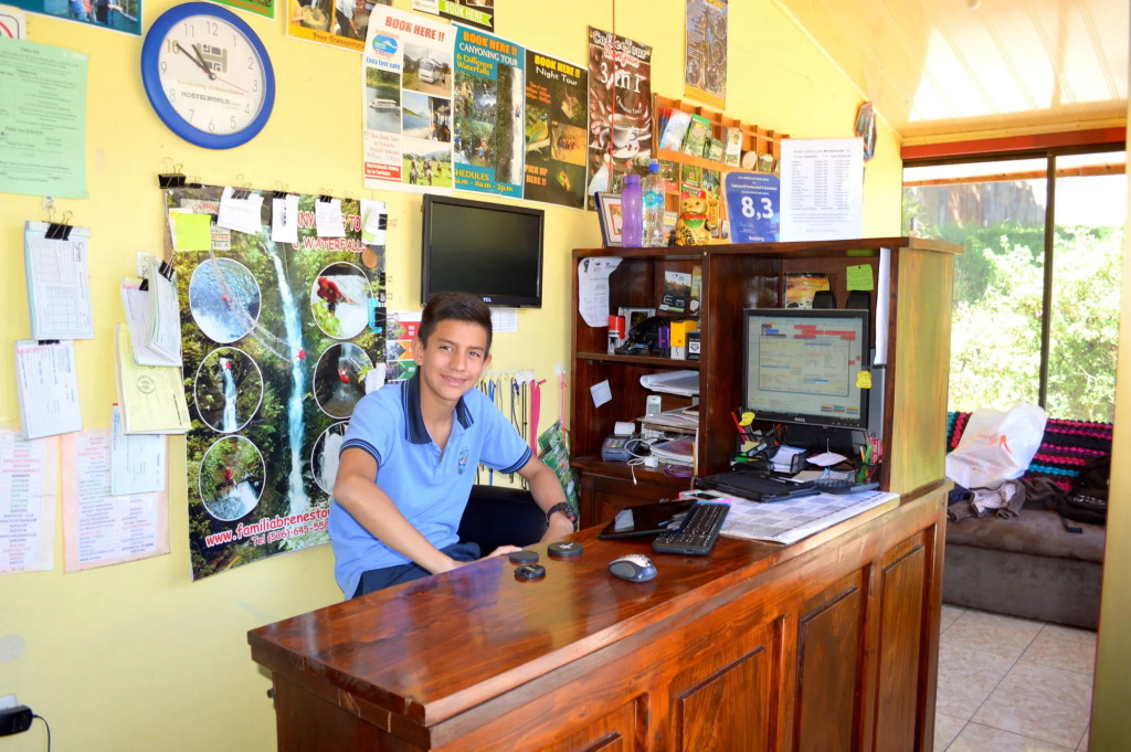 Cabinas El Pueblo B&B Monteverde